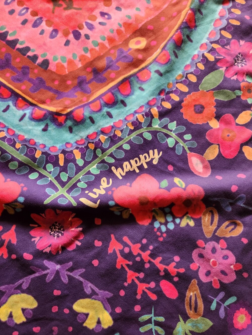 Natural Life Mircofiber Beach Towel Boho Heart Flower Print "Live Happy" 30x68 - Picture 3 of 5